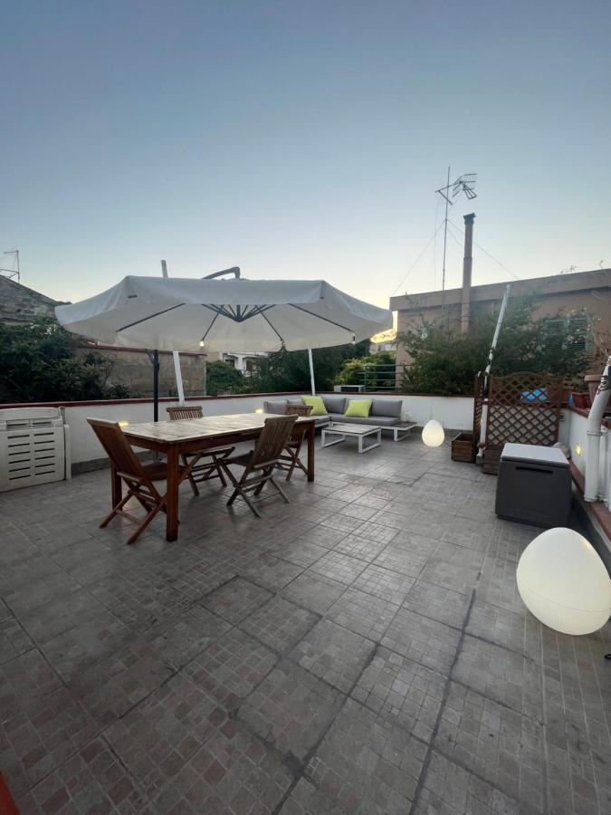 Harin House Casa Vacanze ปาแลร์โม ภายนอก รูปภาพ
