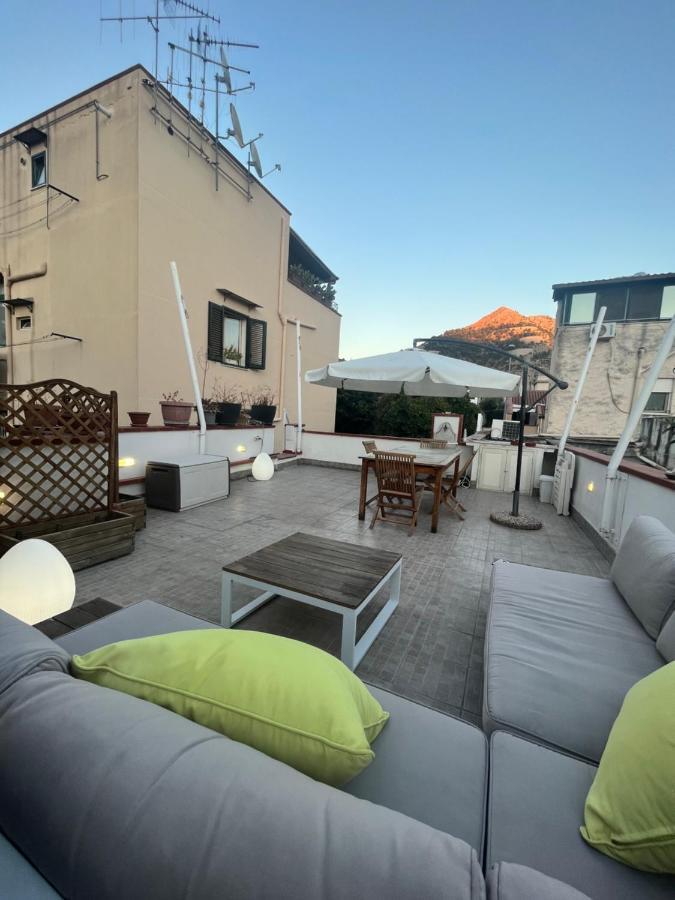 Harin House Casa Vacanze ปาแลร์โม ภายนอก รูปภาพ